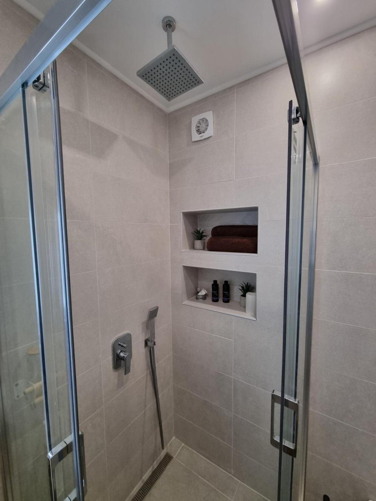 Apartment Polina - 2Bd Next To Sea Garden Varna Bagian luar foto